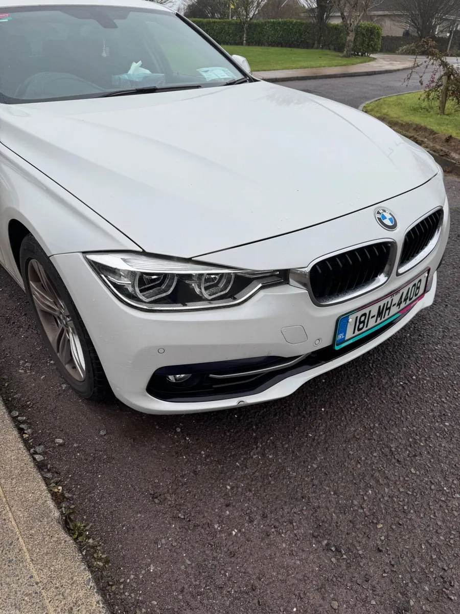 BMW 3-Series 2018 - Image 3