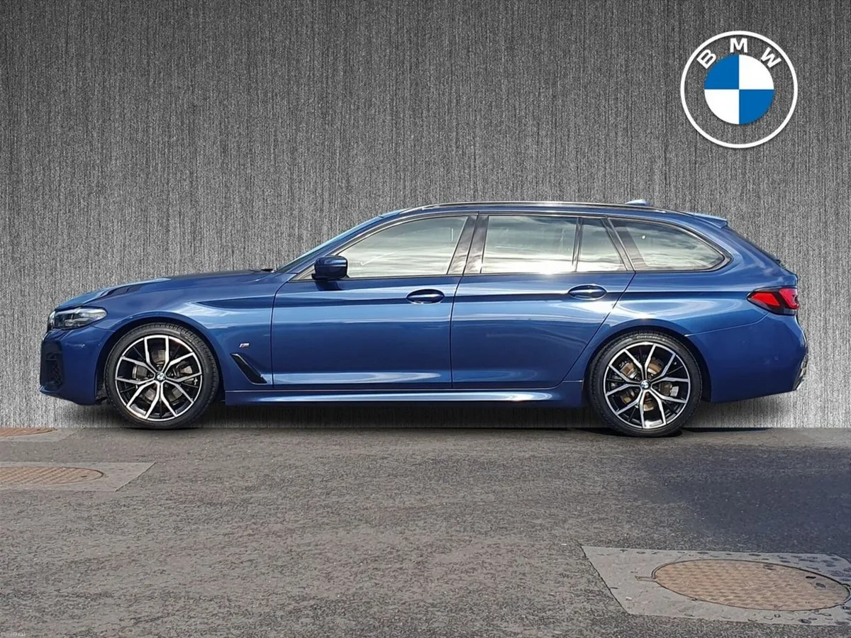 BMW 5-Series 520d M Sport Touring - Image 4