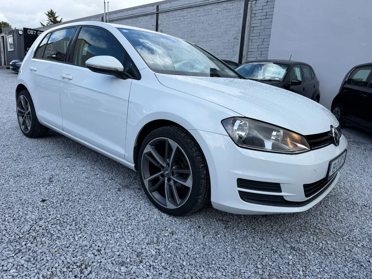 2015 (151) Volkswagen Golf 1.6 TDI Trendline - Image 1