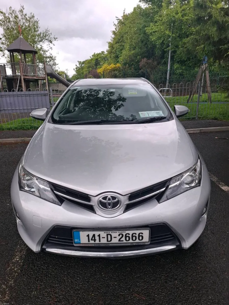 Toyota Auris,Automatic - Image 2