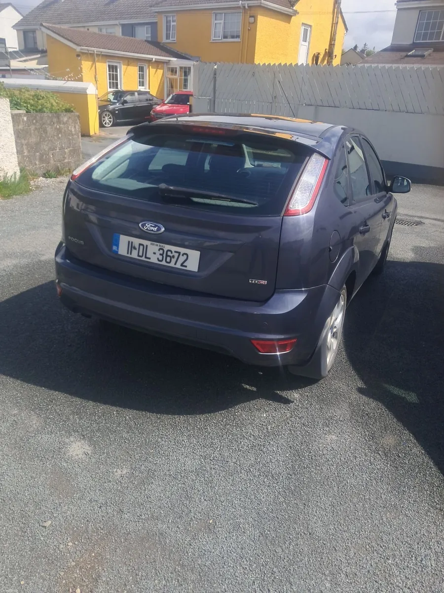 Ford Focus 2011 - Image 4