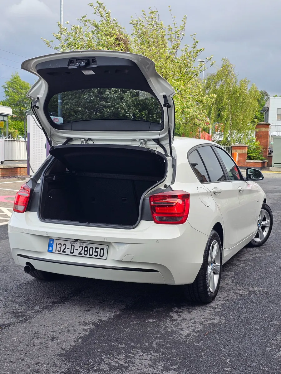 BMW 1-Series Automatic 1.6 - Image 3