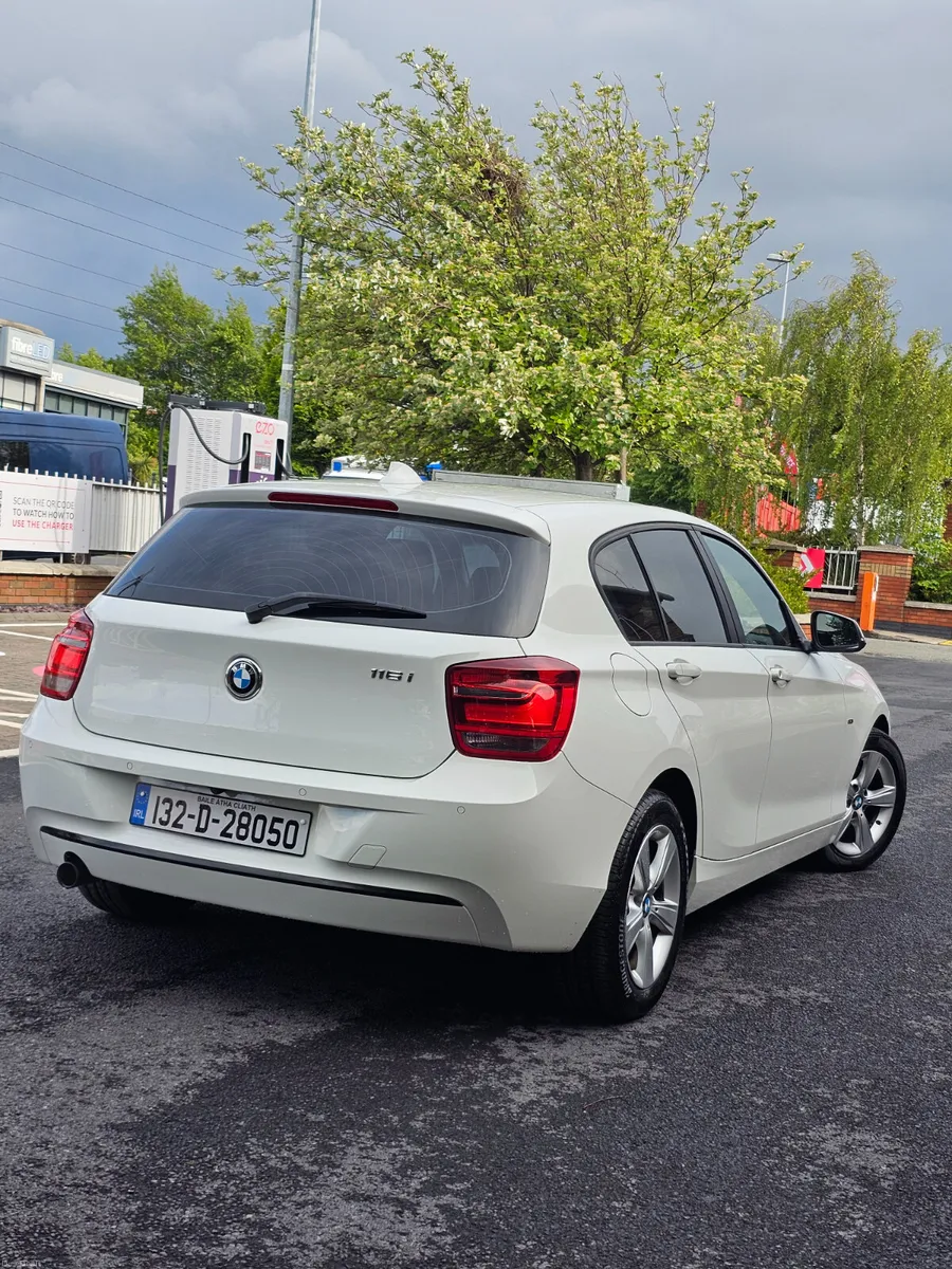 BMW 1-Series Automatic 1.6 - Image 2