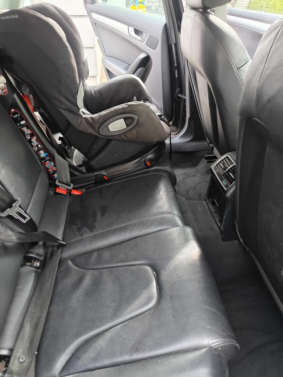 Audi A4 2013 - Image 2