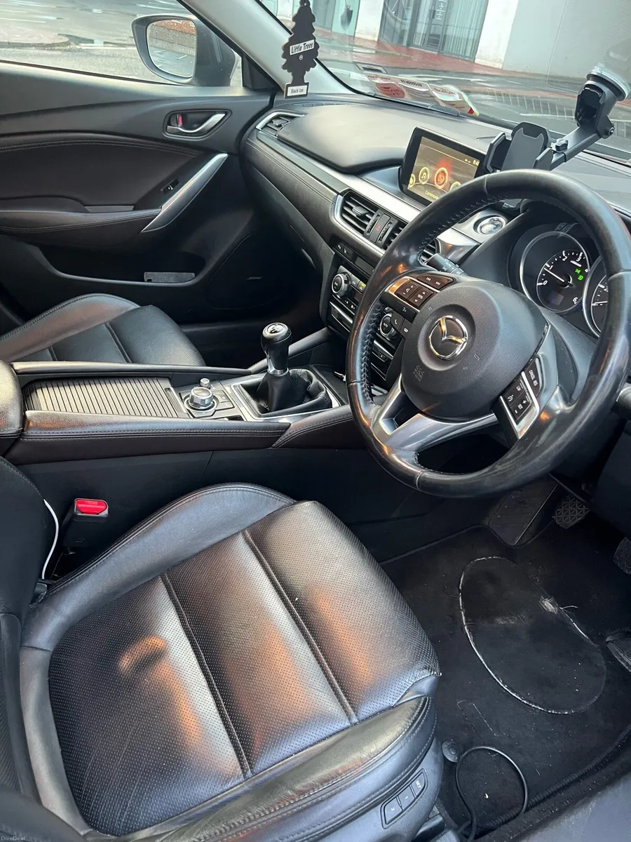 Mazda 6 Platinum 2.2 - Image 3