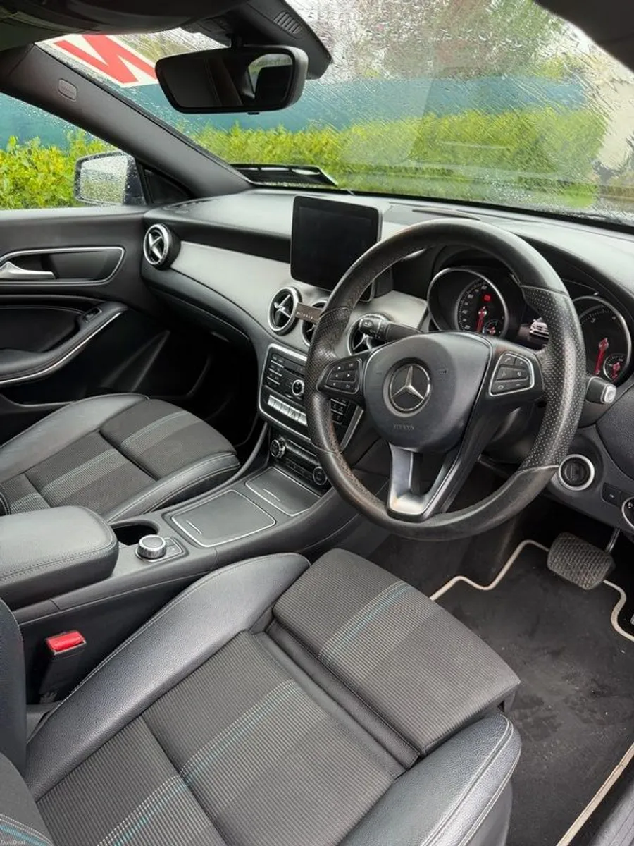 Mercedes-Benz CLA 220D - Image 4