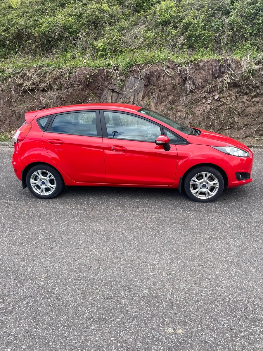 2016 Ford fiesta New Nct 05/27 - Image 3