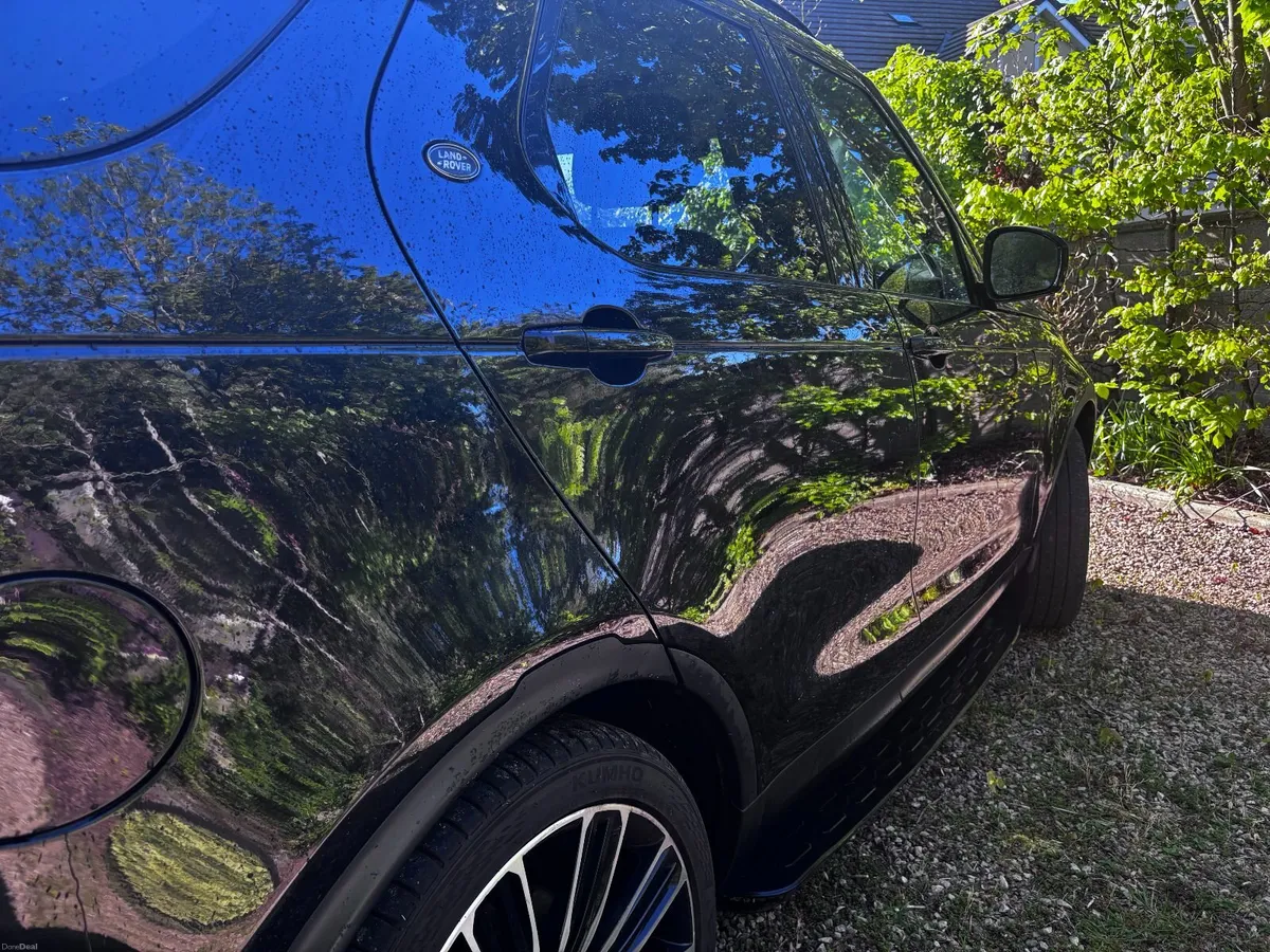 Land Rover Discovery 2018 - Image 4