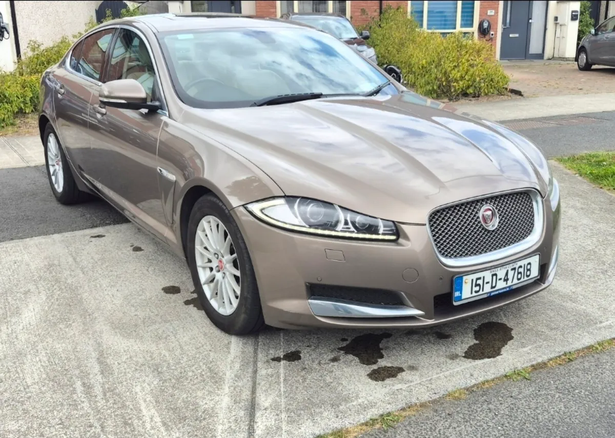 2015 Jaguar XF 2.2d - come with one year NCT - Image 1