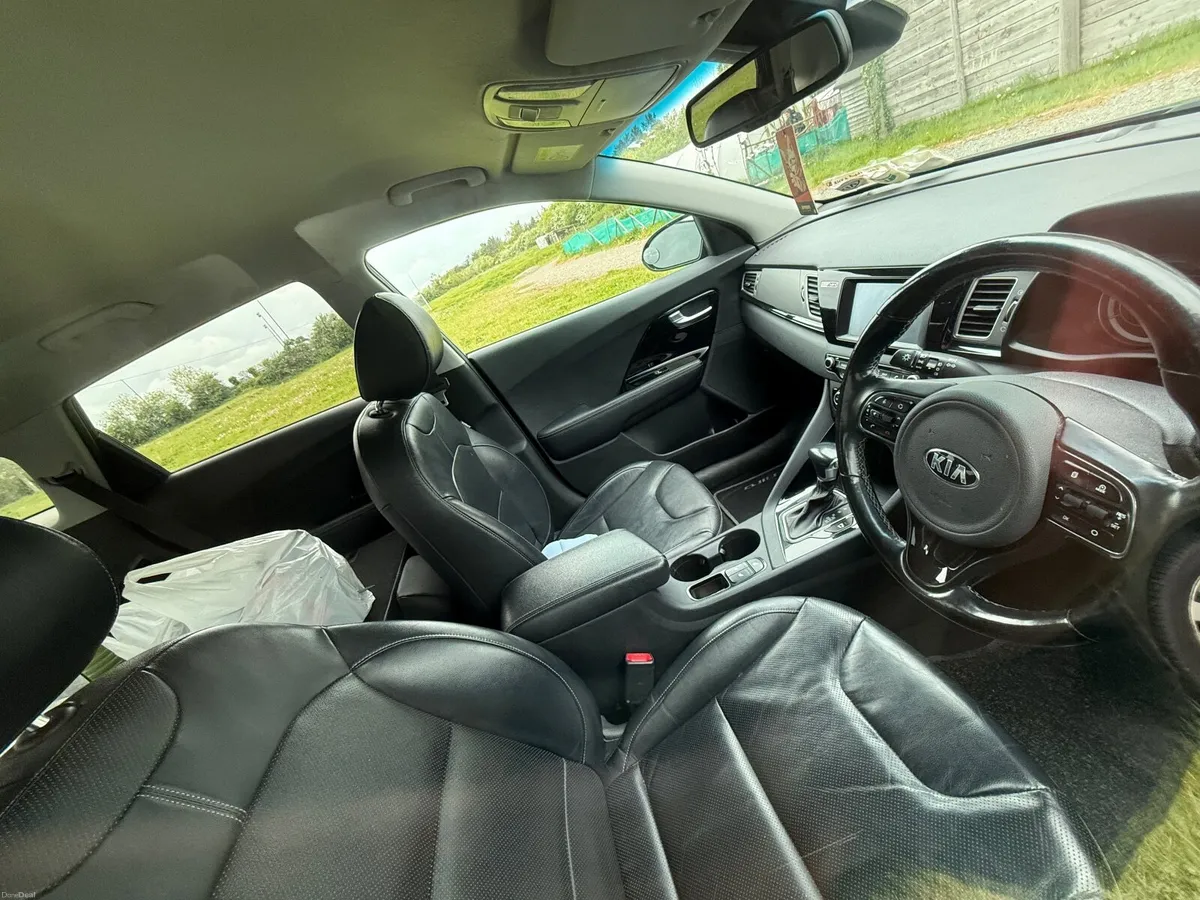Kia Niro 2017 - Image 2