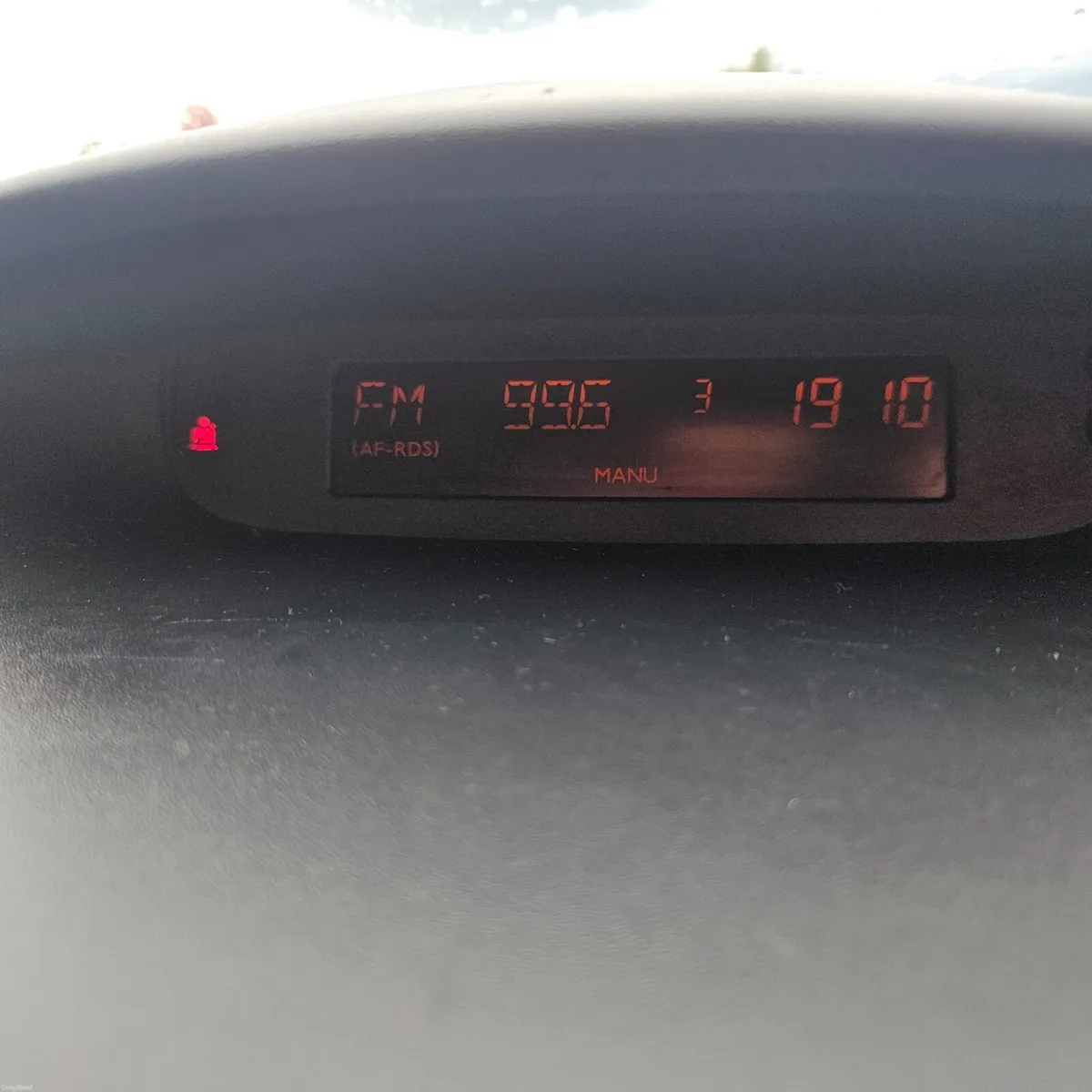 Renault Clio - Image 4