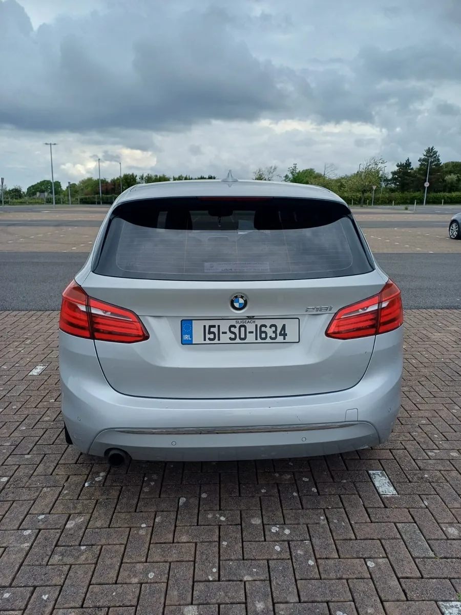 Car - Image 4