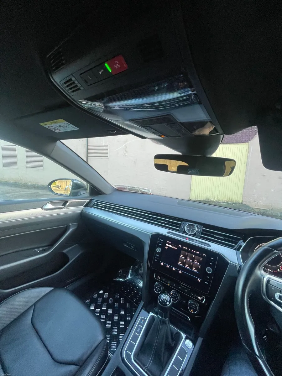 Volkswagen Arteon 2019 - Image 5