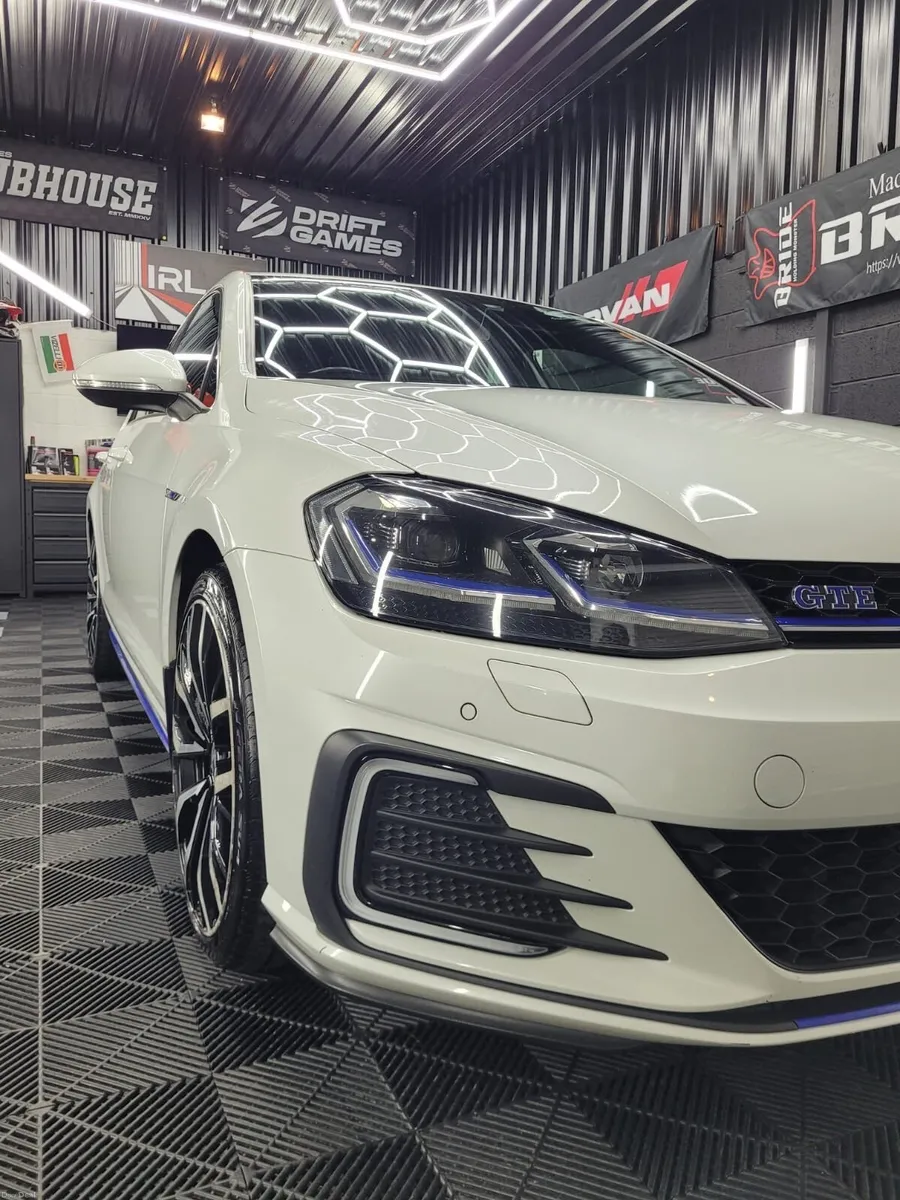Volkswagen Golf GTE advance AUTOMATIC - Image 3