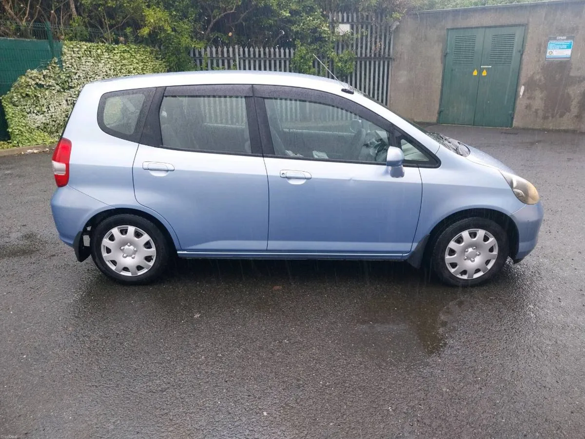 Honda Fit. Automatic.  Low km 134500 - Image 3