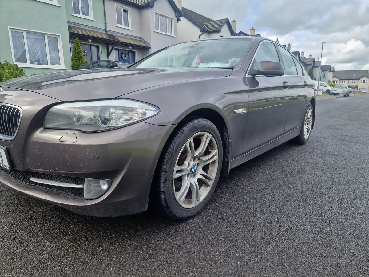 BMW 5-Series 2012 - Image 3