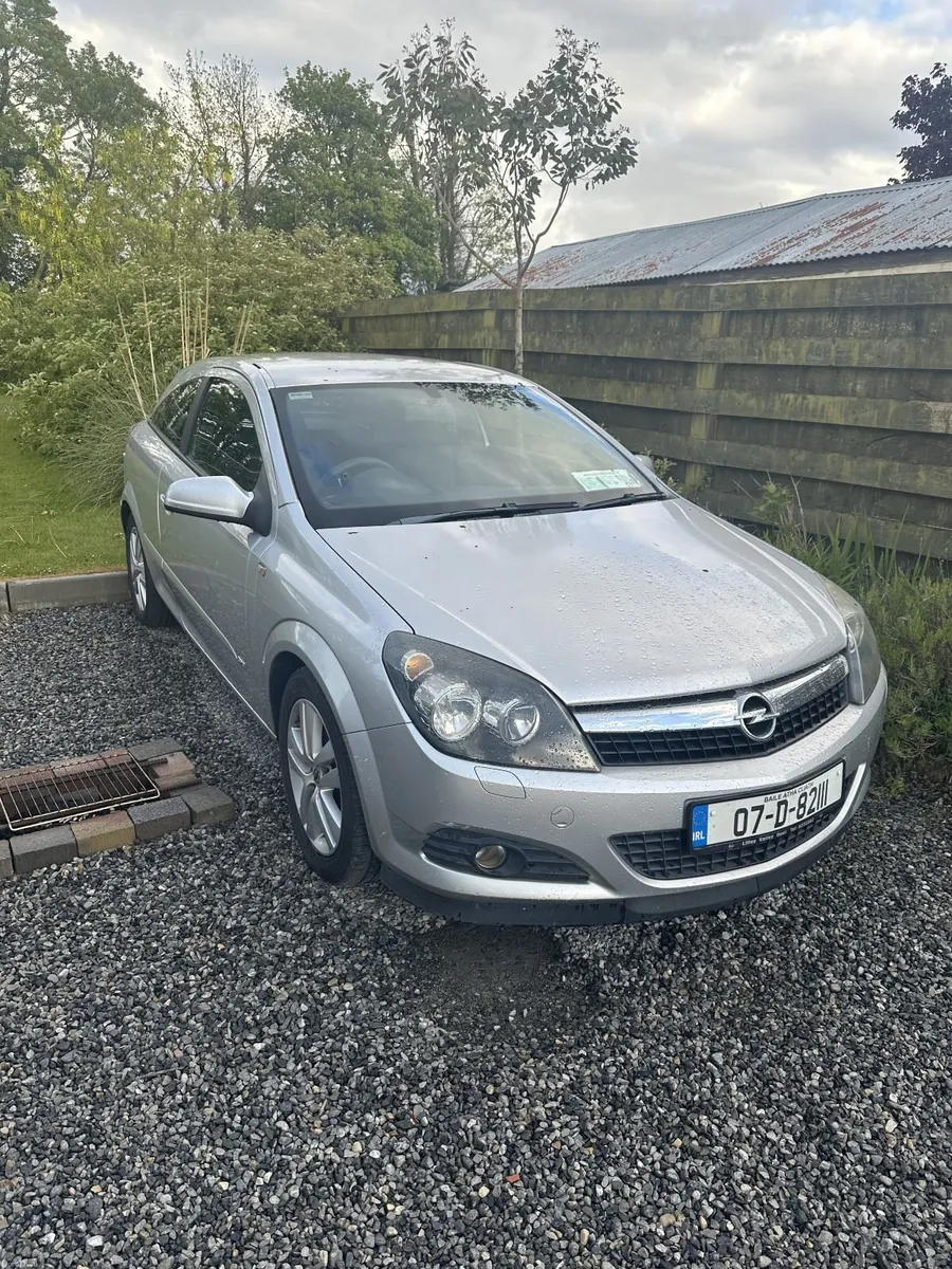 Opel Astra 2007 - Image 1