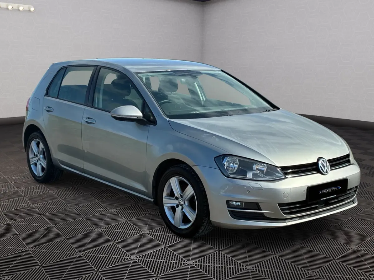 VOLKSWAGEN GOLF 1.6 TDI MATCH EDITION BLUEMOTION - Image 2