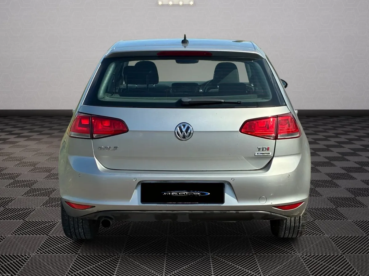 VOLKSWAGEN GOLF 1.6 TDI MATCH EDITION BLUEMOTION - Image 6