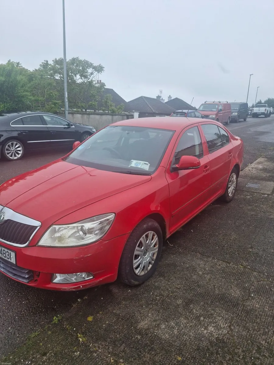 Skoda Octavia 2010 - Image 1