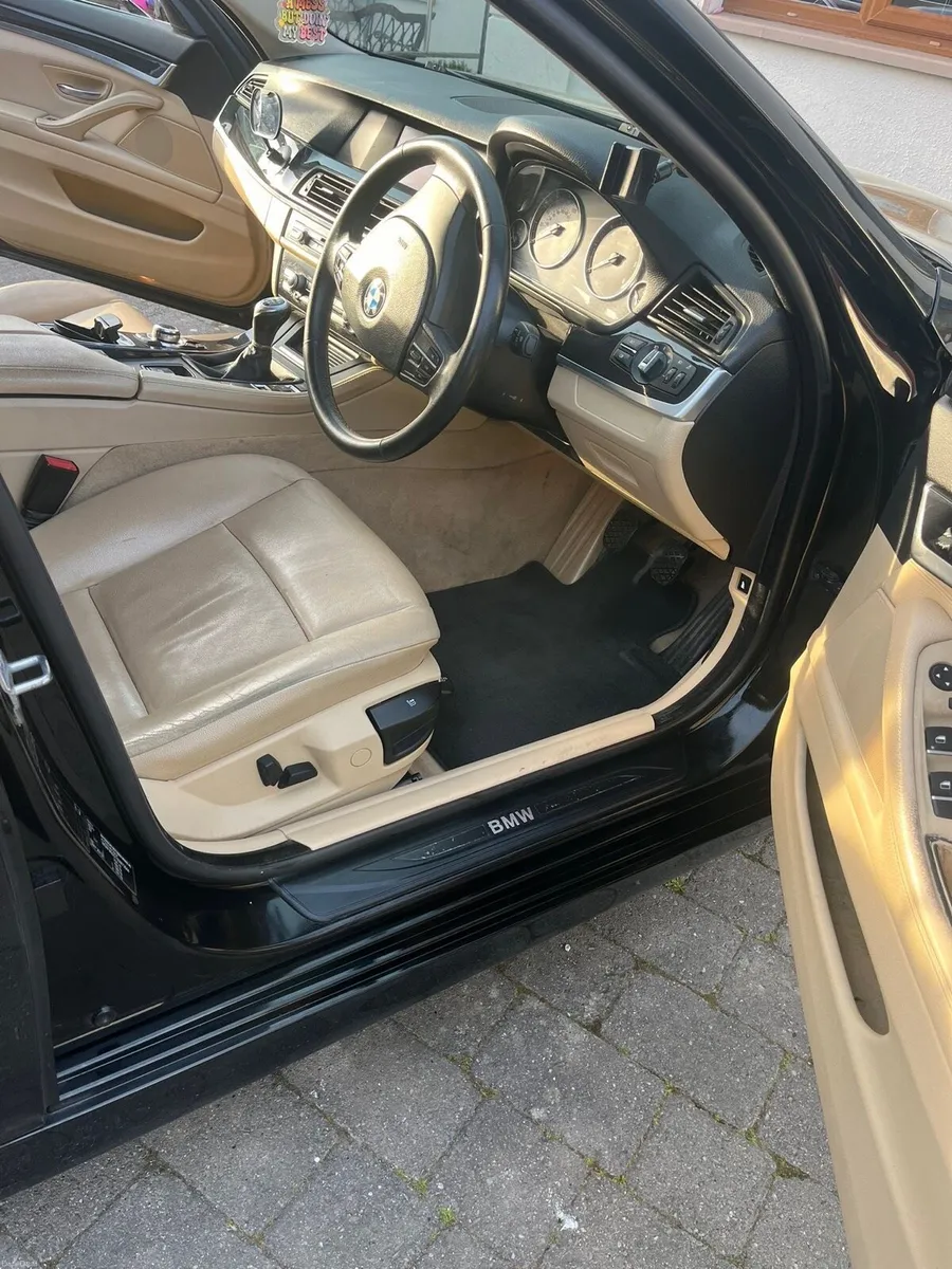 BMW 520d 2013 - Image 4