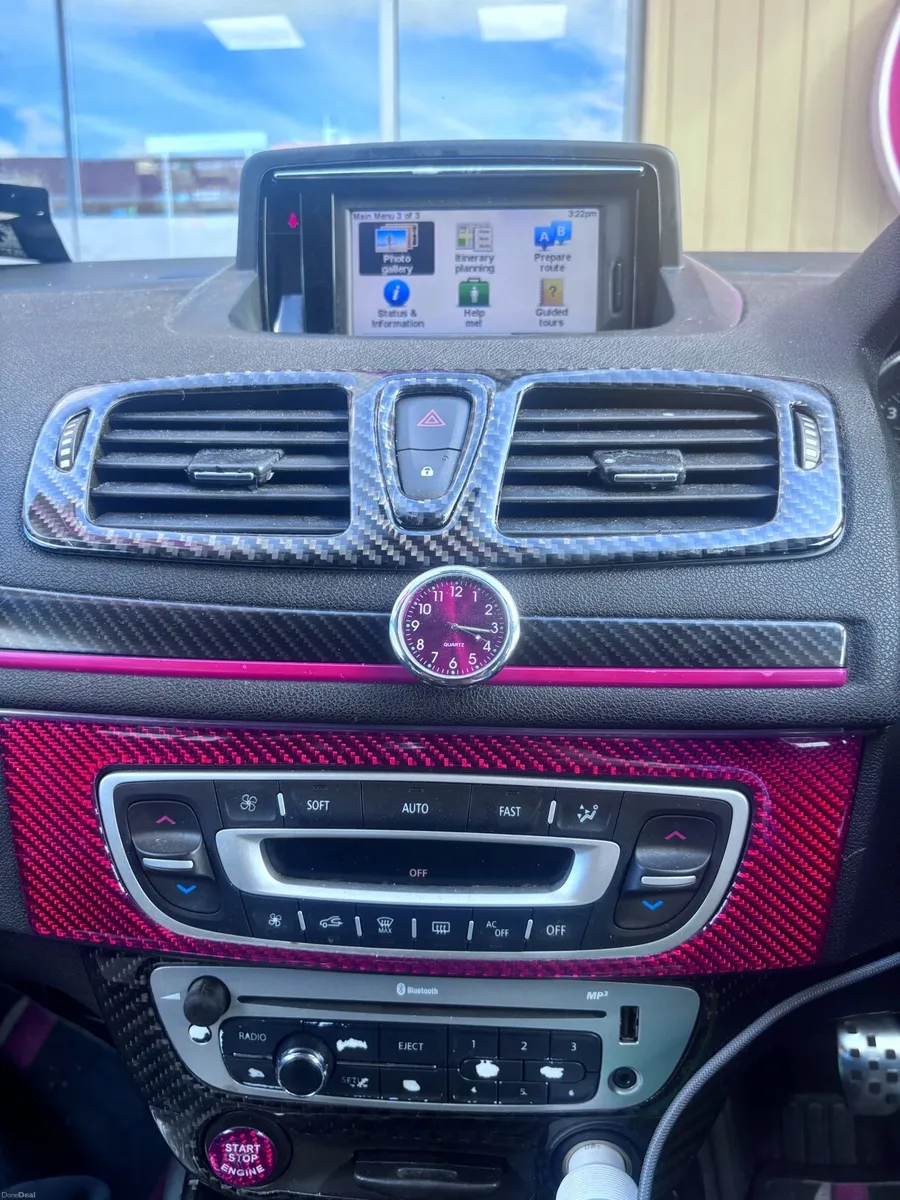 Renault Megane GT-line sat nav - Image 4