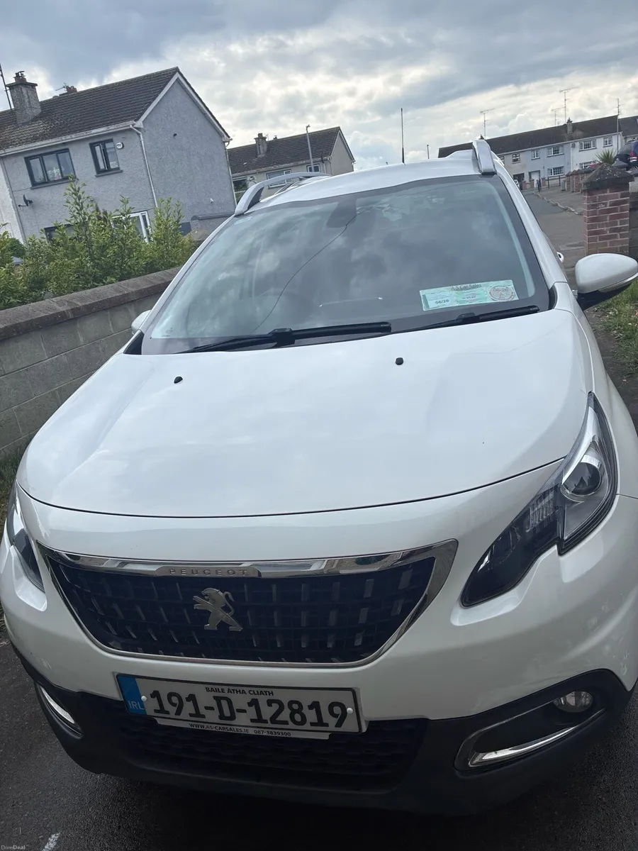 Car - Image 2