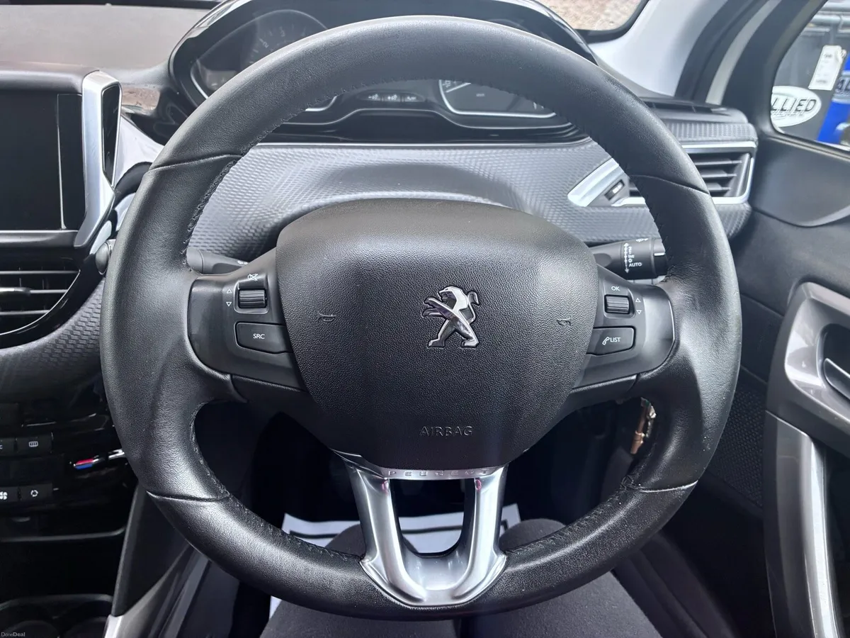 Car - Image 5