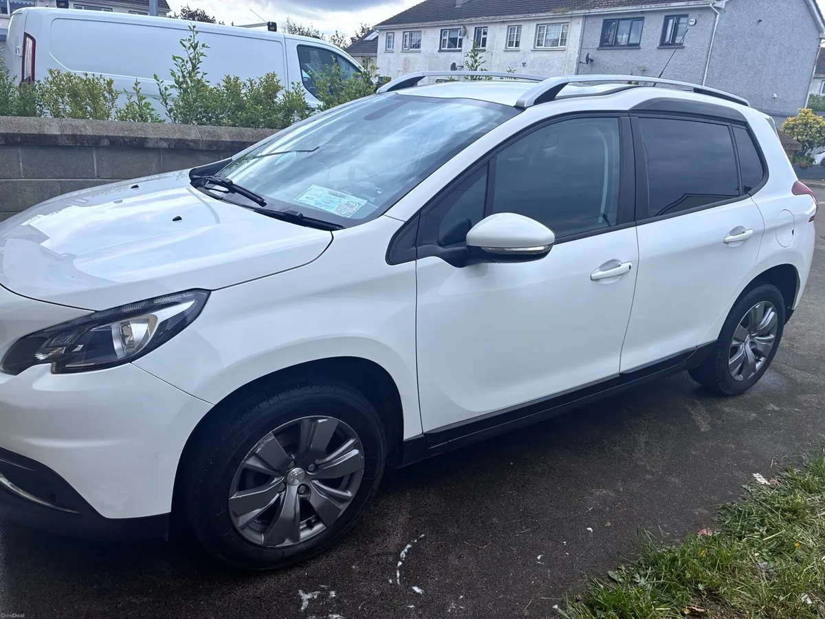 Car - Image 3