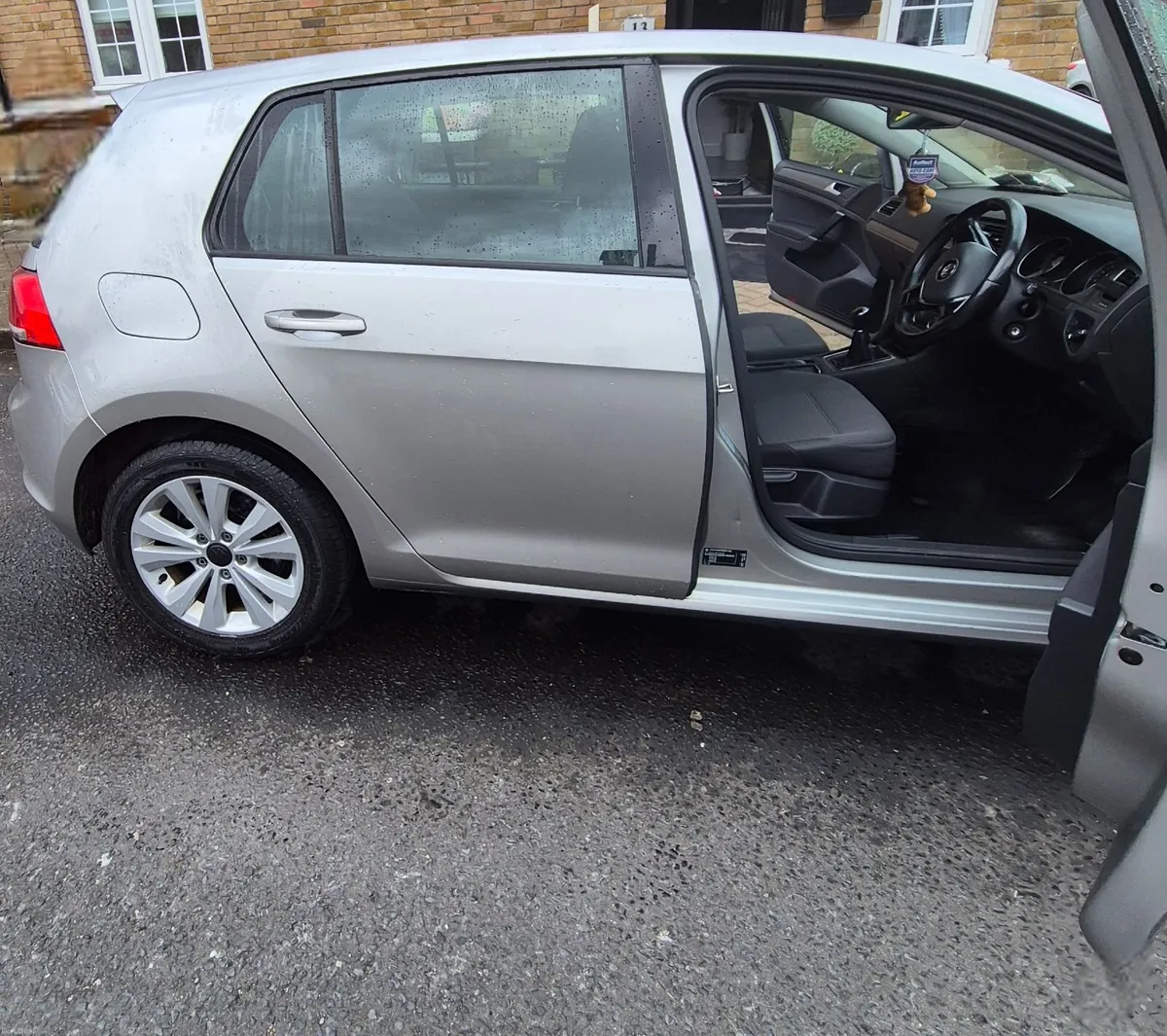 Volkswagen Golf 2014 - Image 1