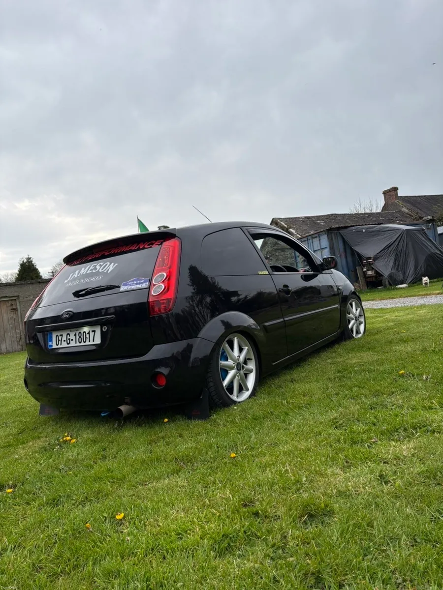 Ford Fiesta - Image 3