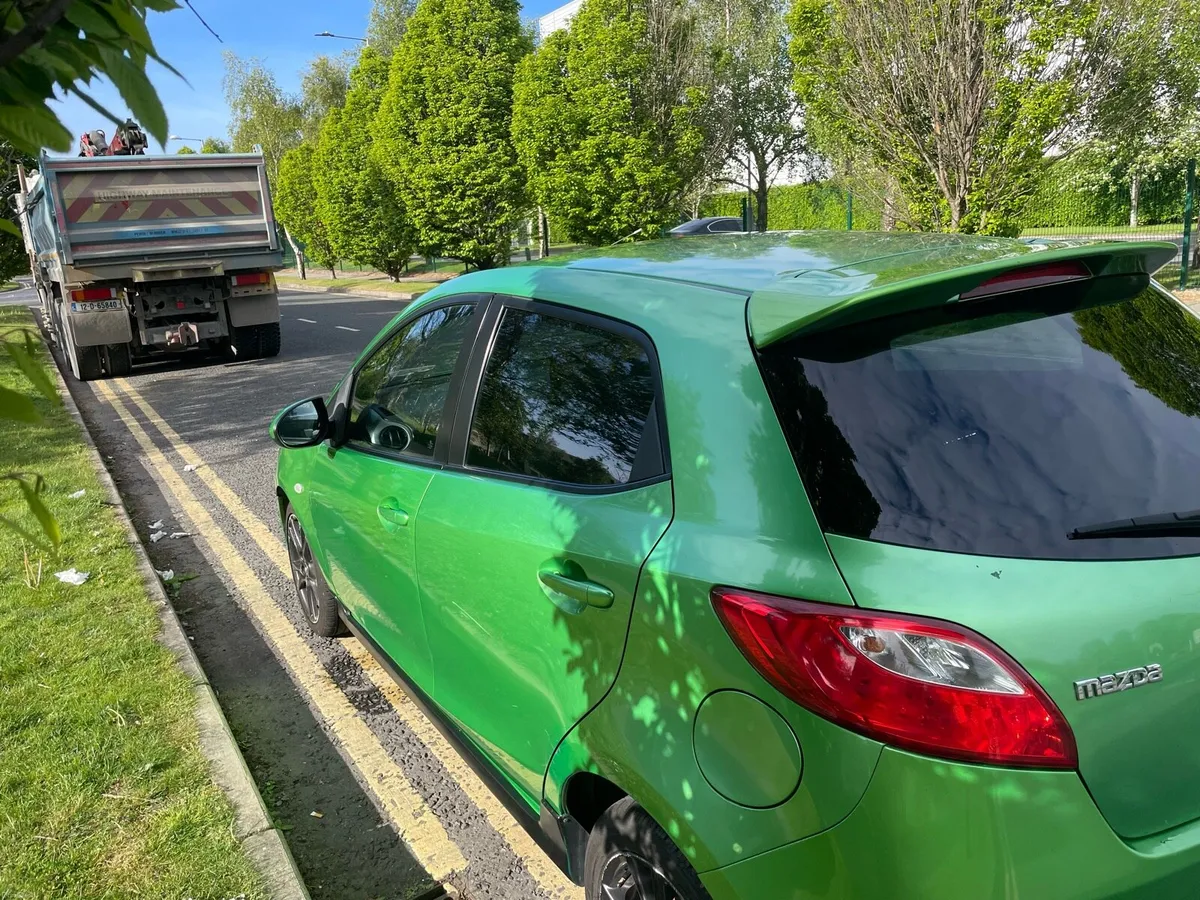 Car - Image 2