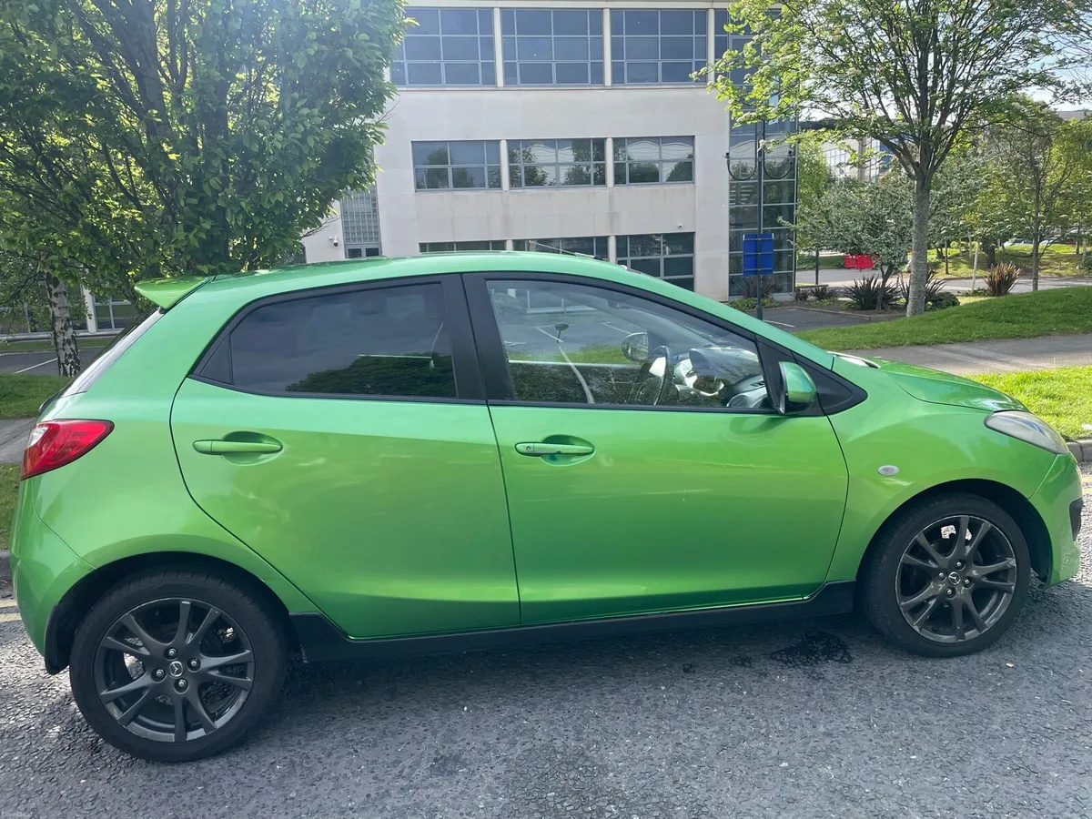 Car - Image 4