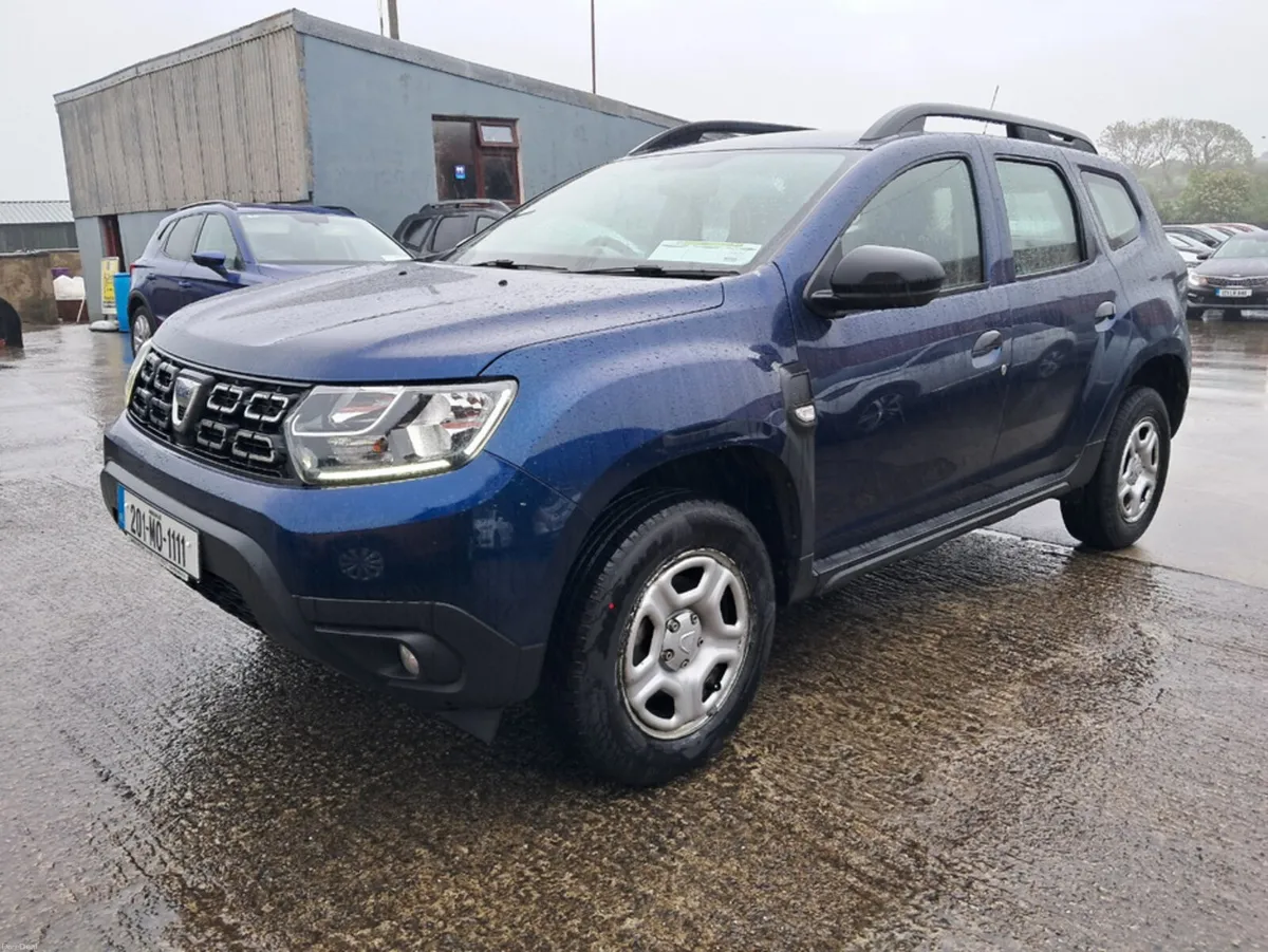 Dacia Duster ESSENTIAL BLUE DCI 115 5DR - Image 3