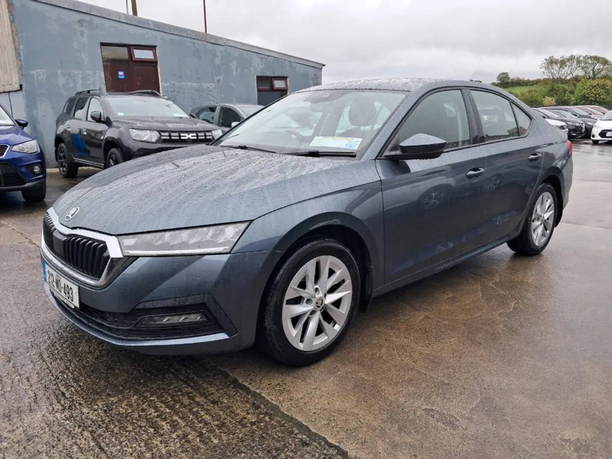 Skoda Octavia AMBITION 2.0 TDI 115HP 5DR - Image 4