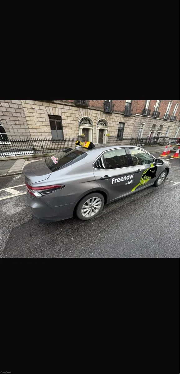 2021 Toyota Camry ready taxi available for sale - Image 2