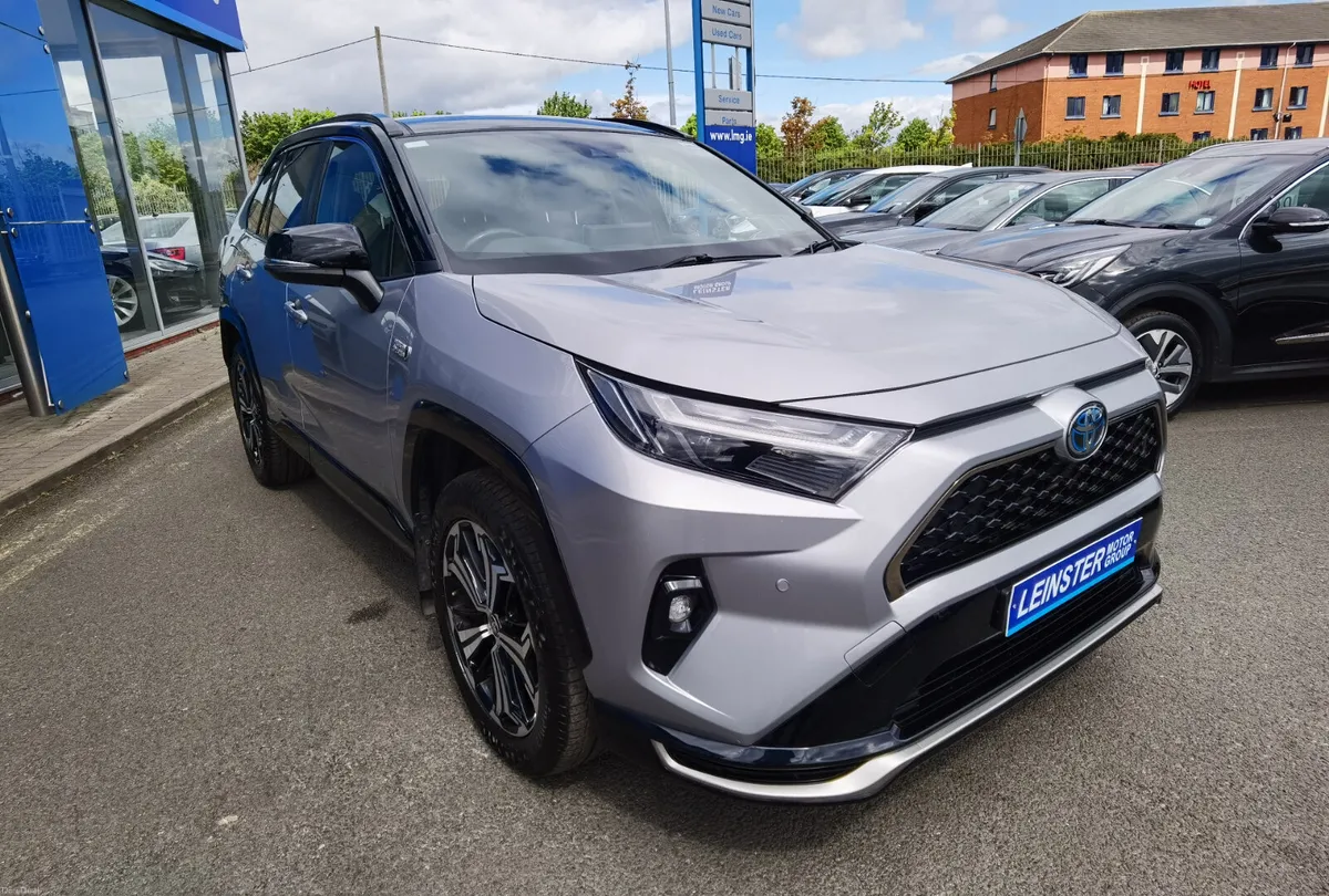 TOYOTA RAV4 2.5 DYNAMIC PREMIUM AUTOMATIC PHEV - Image 4