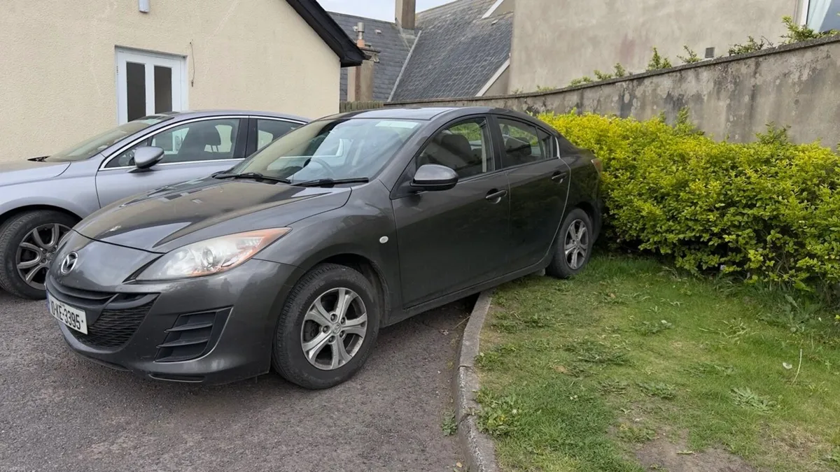 Mazda Mazda3 2010 - Image 2