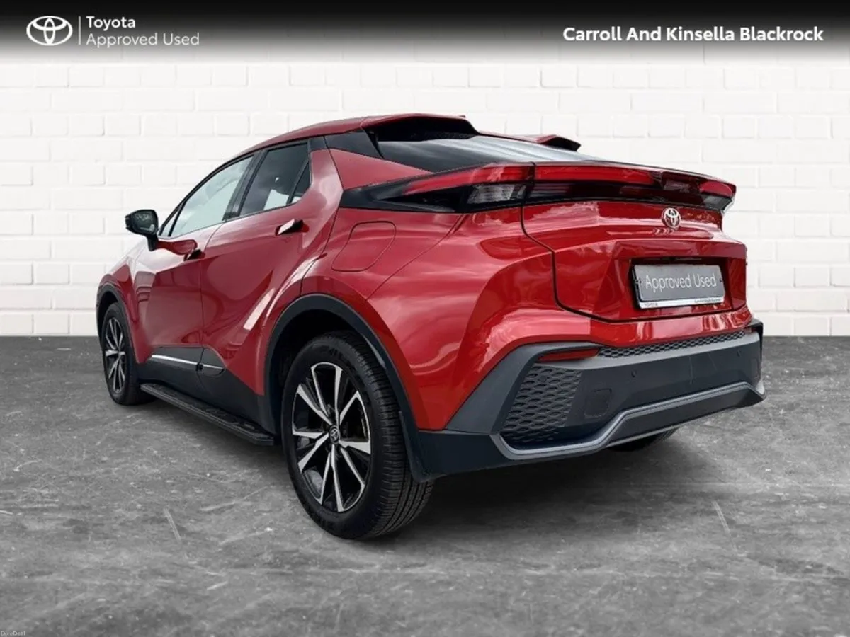Toyota C-HR Phev Sport - Image 2