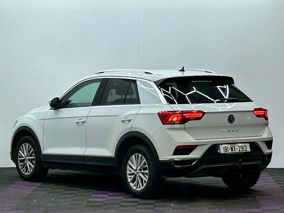 2018 Volkswagen T-Roc 1.5 TSI, Automatic - Image 6
