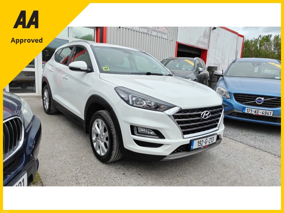 Hyundai Tucson IX35 EXECUTIVE 1.6 5DR DIESEL - Image 2
