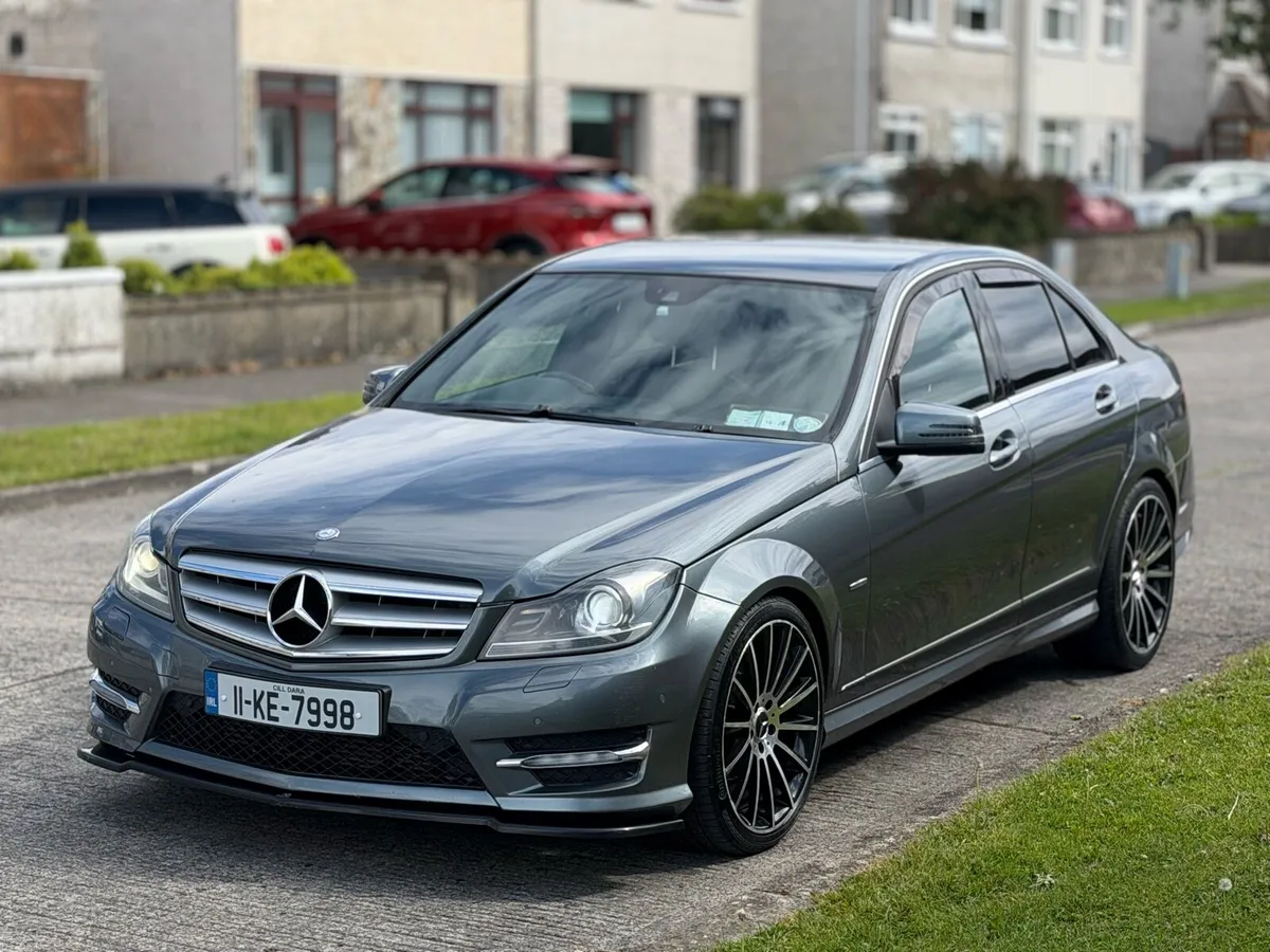 Mercedes c220 Amg - Image 2