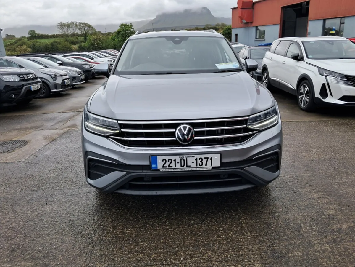 Volkswagen Tiguan 7 SEATER A7 LIFE 2.0 TDI MANUAL - Image 3