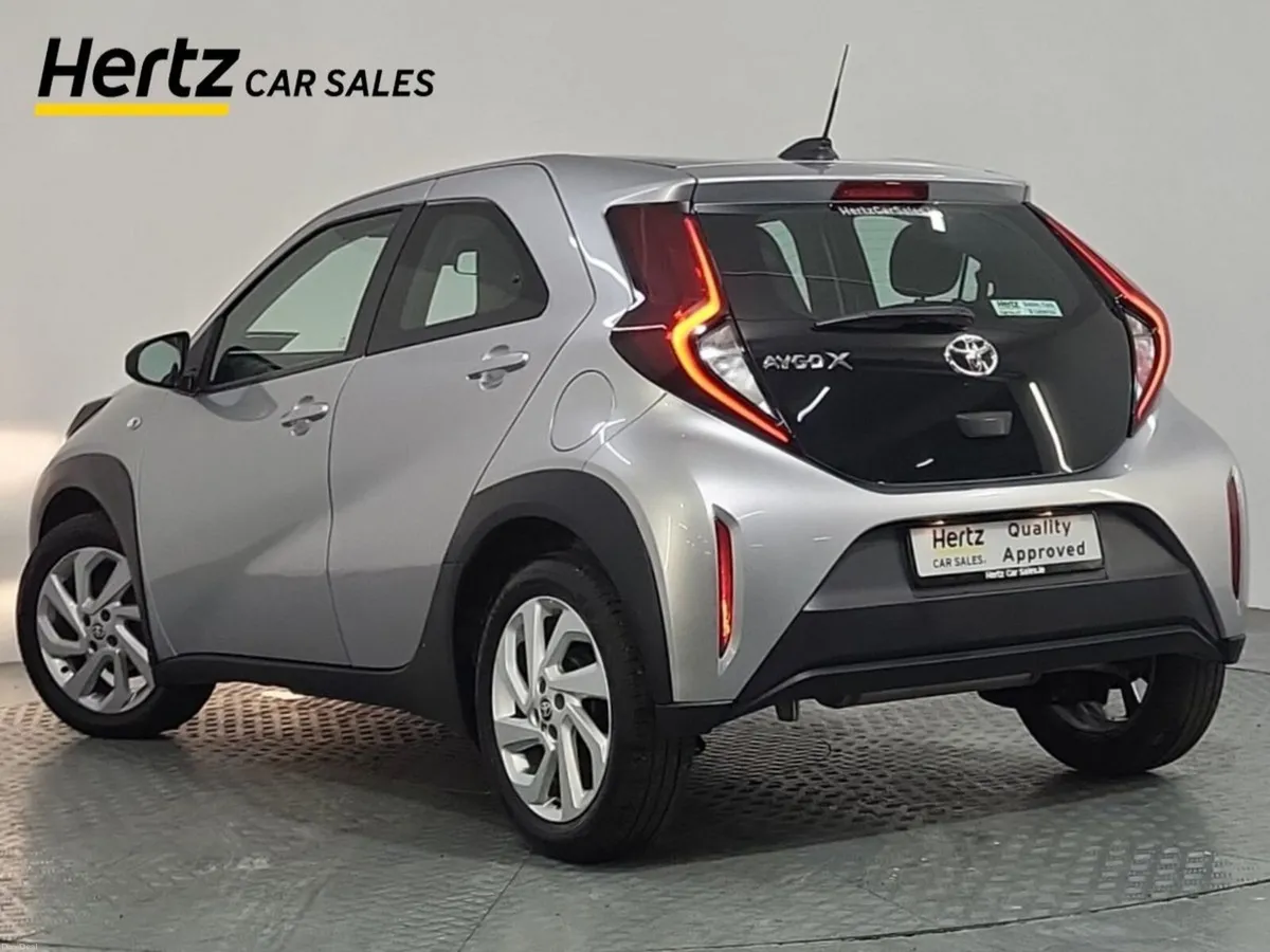 Toyota Aygo X X PULSE 1.0 Petrol Manual - Image 4