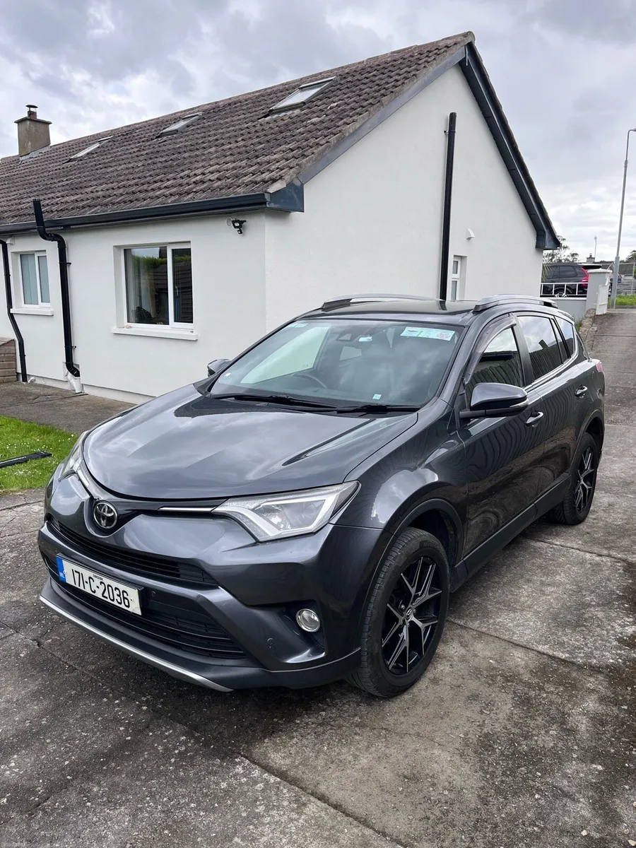 Toyota RAV4 2017 - Image 3
