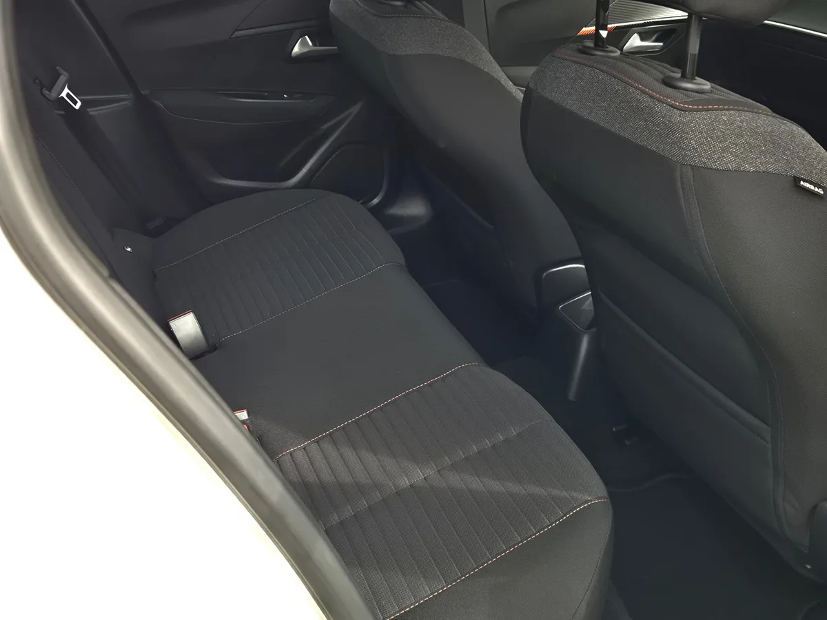 2021 Peugeot 208 1.2 Petrol - Image 6