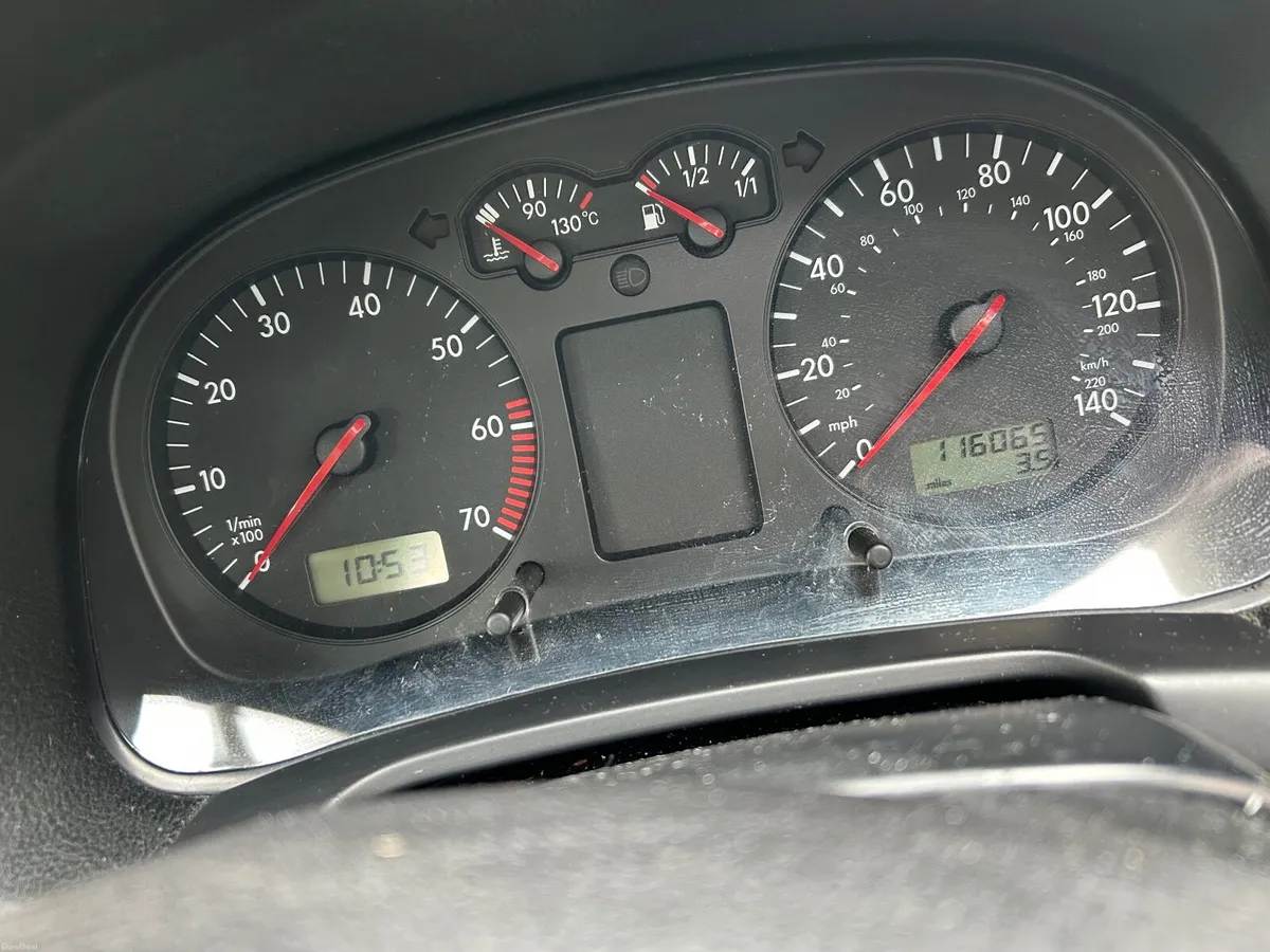 Volkswagen Golf 2003 - Image 3