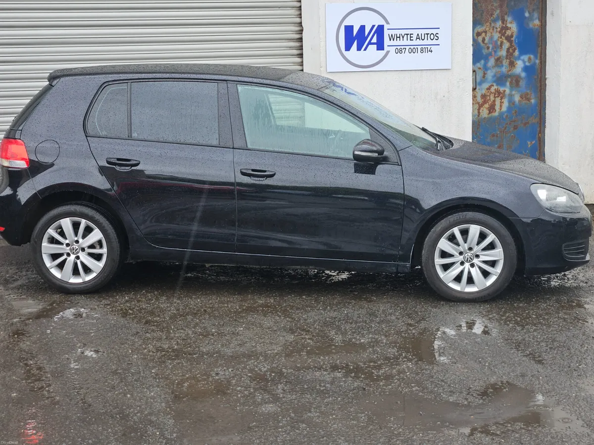 Volkswagen Golf 2011 1.6 TDI - Image 3