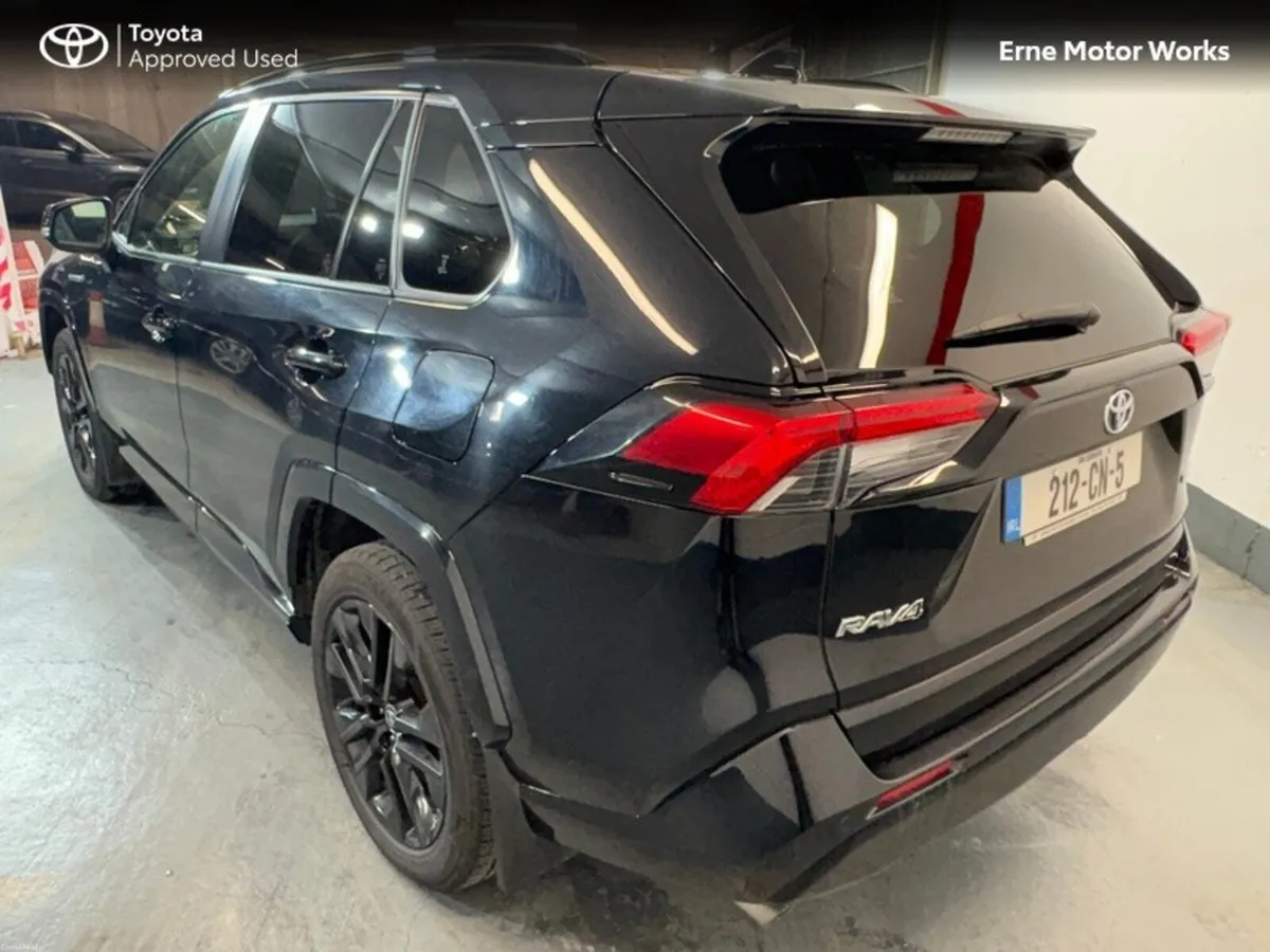 Toyota RAV4 RAV4 SPORT BLACK EDITION 4DR HYBRID RE - Image 3