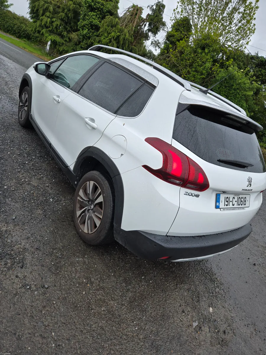 2019 Peugeot 2008 Allure PureTech - Image 4